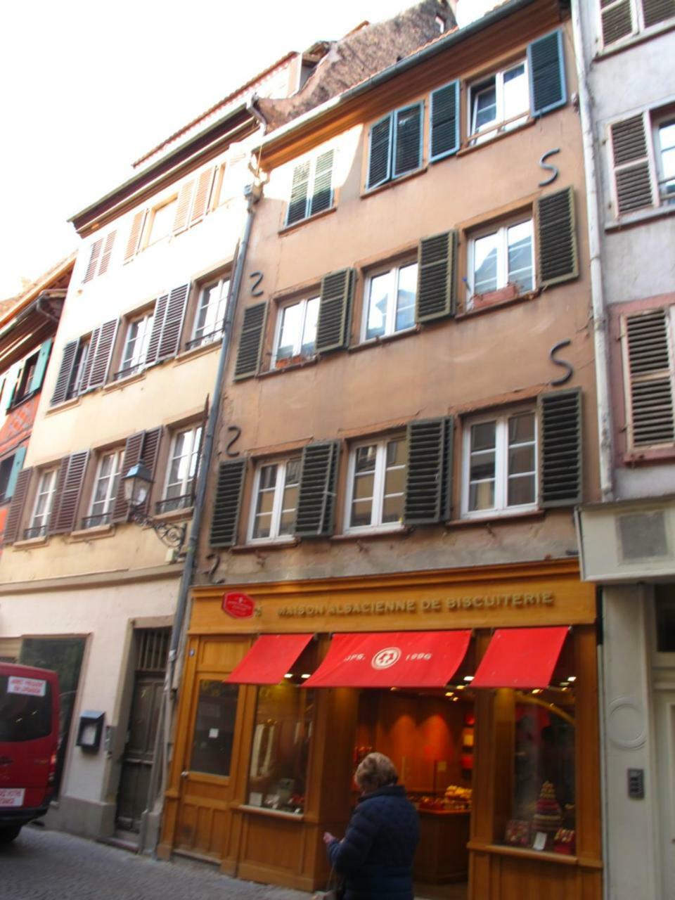 Citycosy Strasbourg - Budget St Thomas Serruriers Bagian luar foto